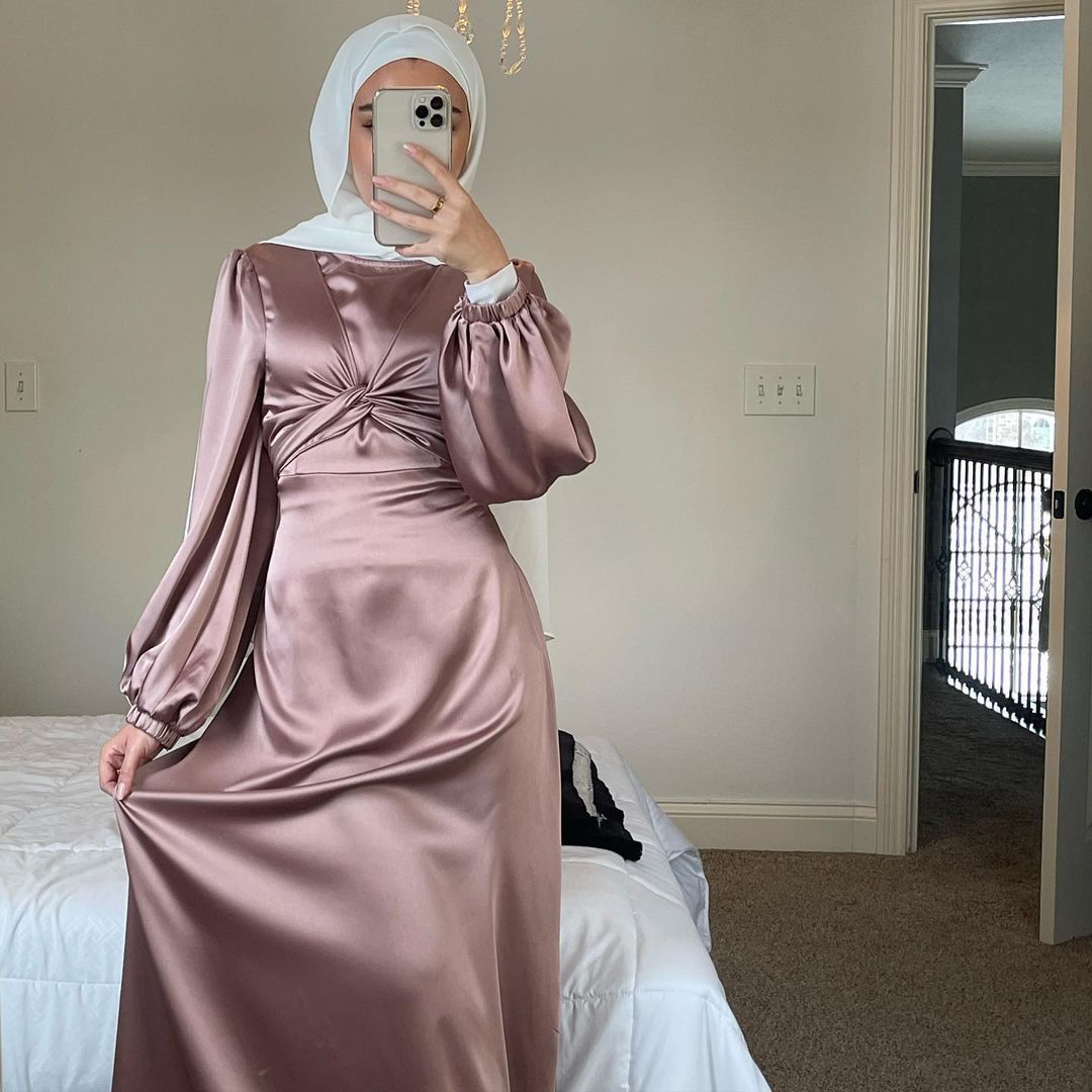 Laila Abaya: Stylish and Elegant Satin Dress