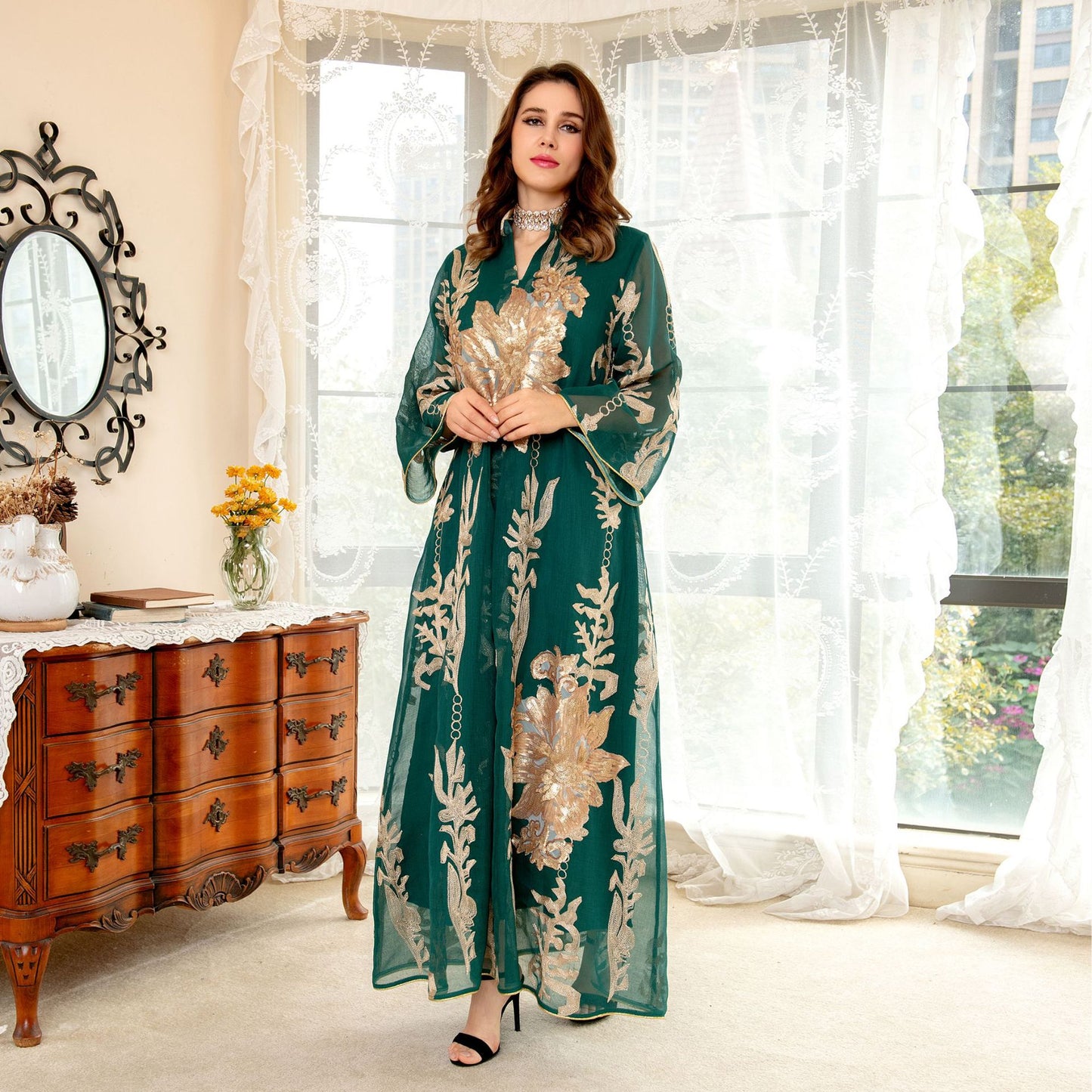 Raeda Abaya: Middle East Sequinned Luxury dress