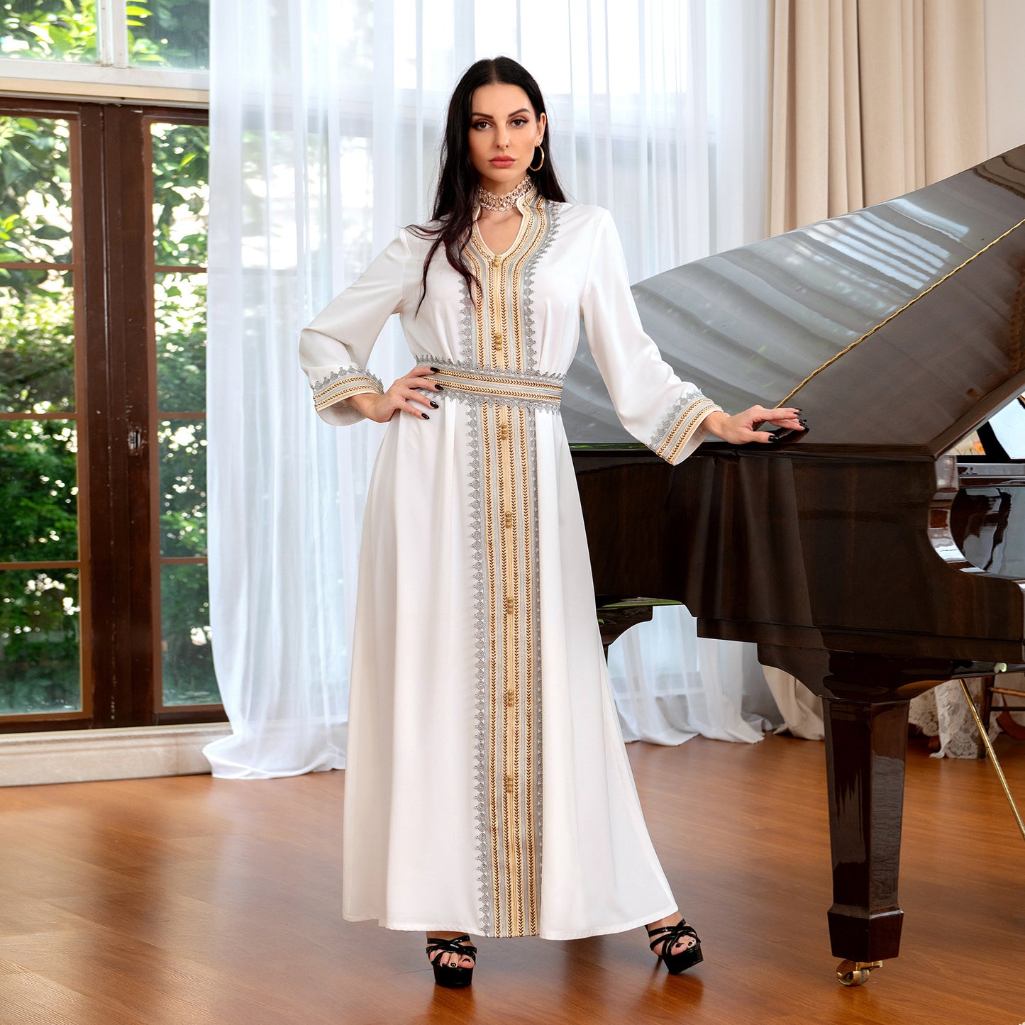 Niyyah Abaya: Women's White & Gold Party Evening Dress