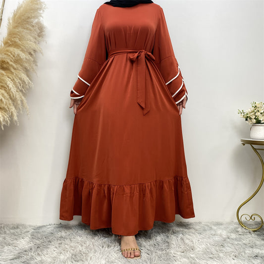 Aminah Abaya: Stylish Hemmed Abaya